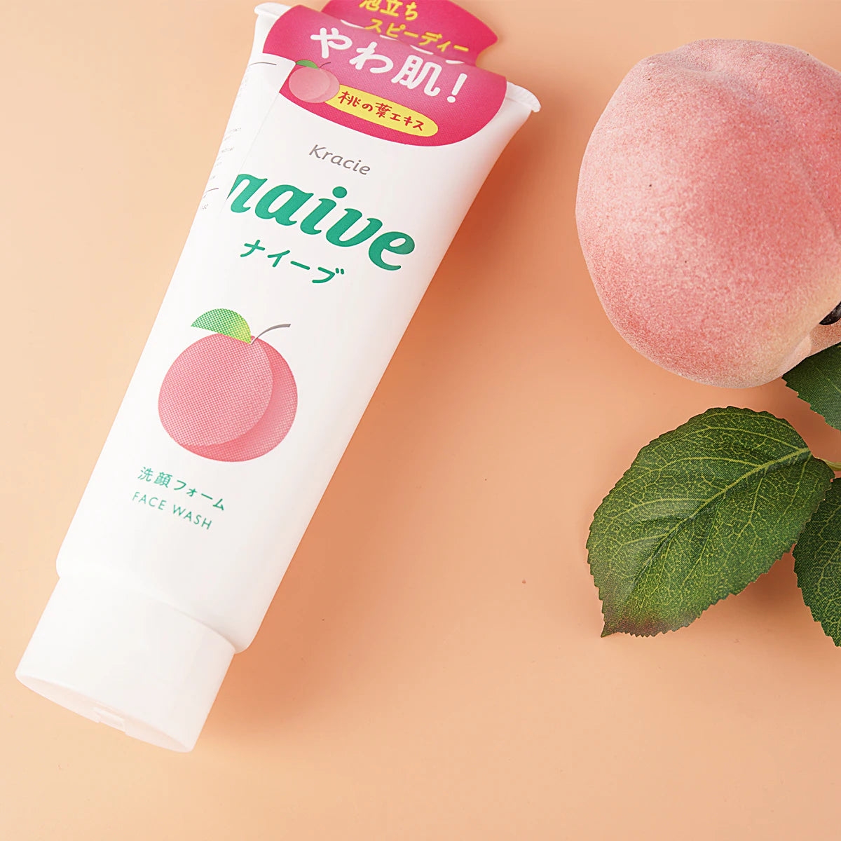 Naive Facial Cleansing Foam (Peach Leaf) 130g